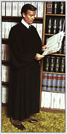 366 Style Judicial Robe